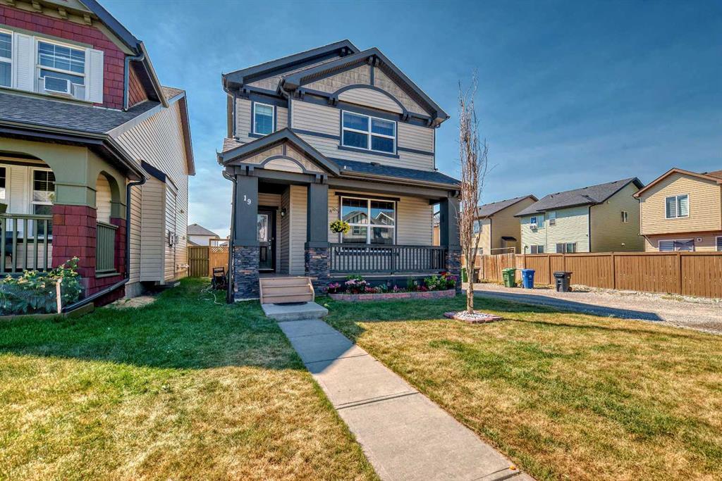 Picture of 19 Skyview Springs Rise NE, Calgary Real Estate Listing