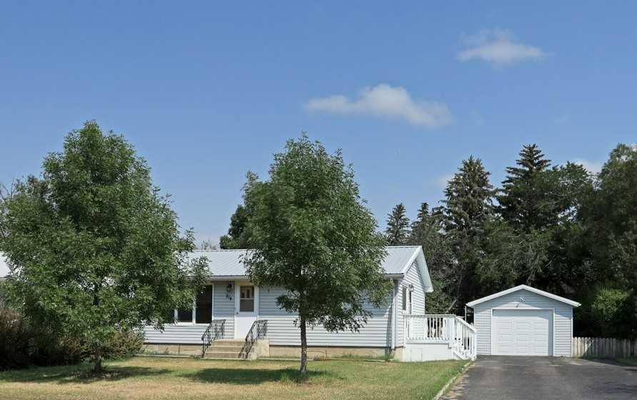 Picture of 214 2 Avenue , Bassano Real Estate Listing