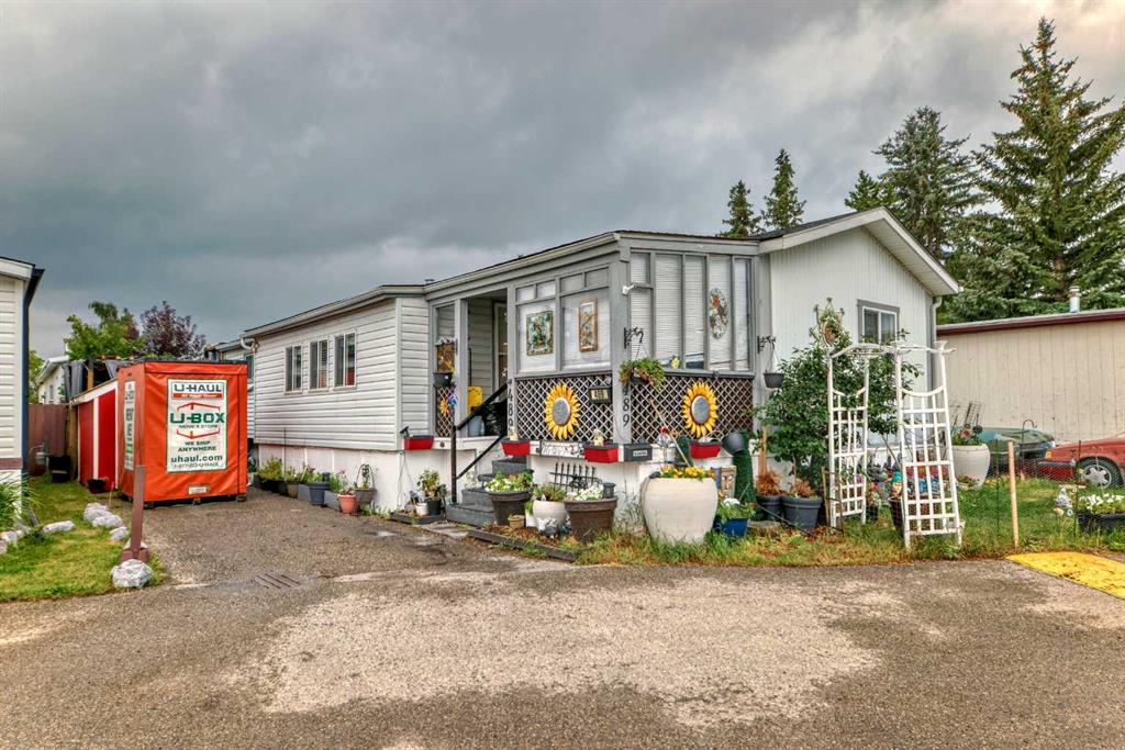 Picture of 489, 3223 83 Street NW, Calgary Real Estate Listing