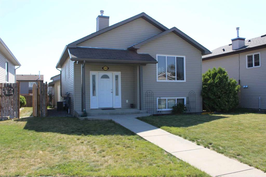 Picture of 1935 Parkside Close , Coaldale Real Estate Listing