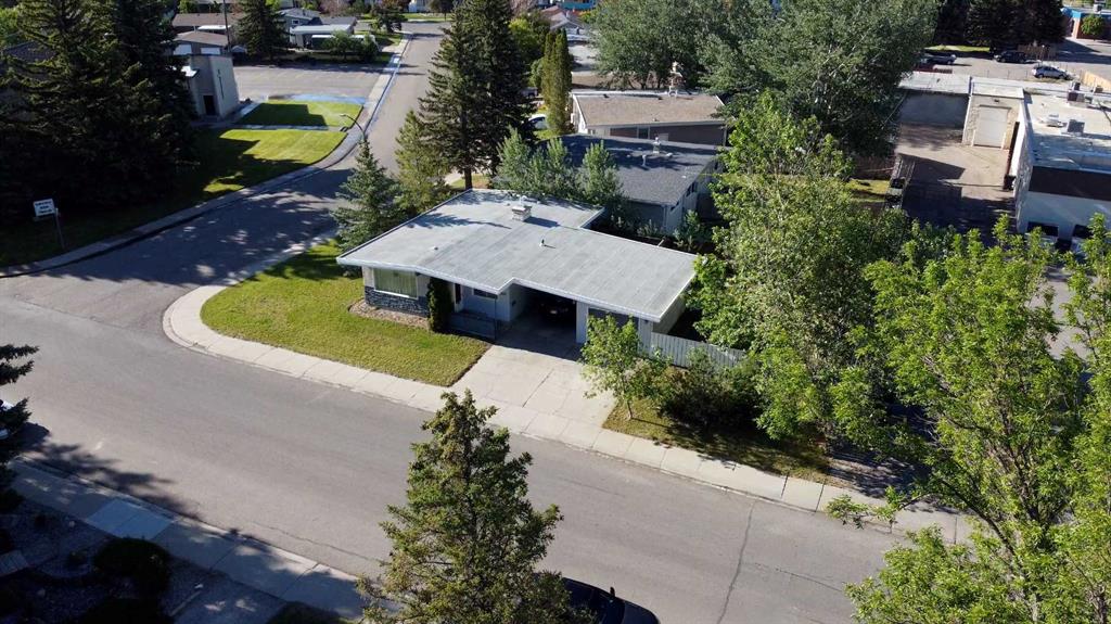 Picture of 2830 15 Avenue S, Lethbridge Real Estate Listing