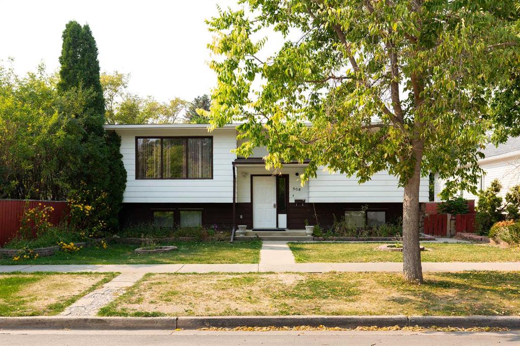 Picture of 508 12A Street N, Lethbridge Real Estate Listing