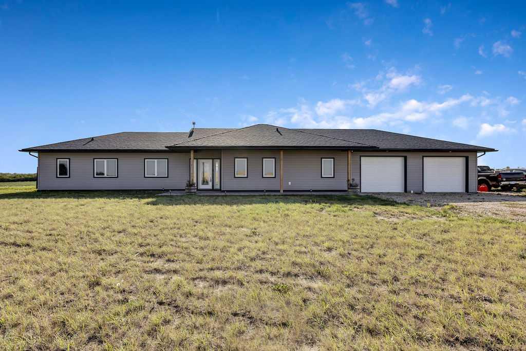 Picture of 280149 Range Road 262  , Rural Rocky View County Real Estate Listing