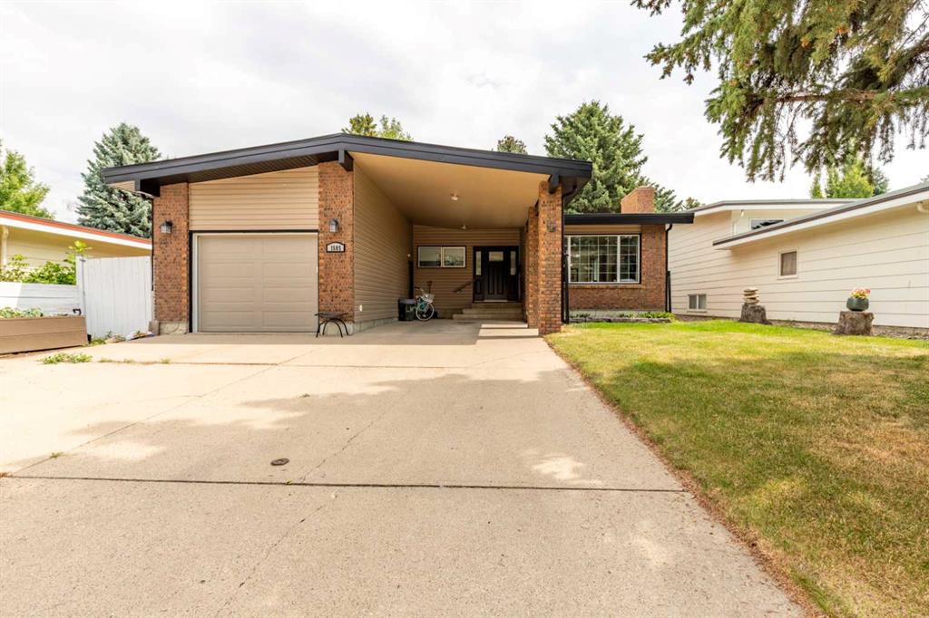 Picture of 1505 Cedar Place S, Lethbridge Real Estate Listing