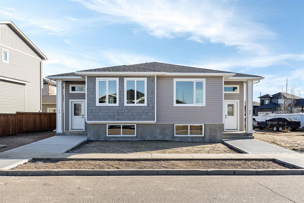 Picture of 53 Somerside Gate SE, Medicine Hat Real Estate Listing