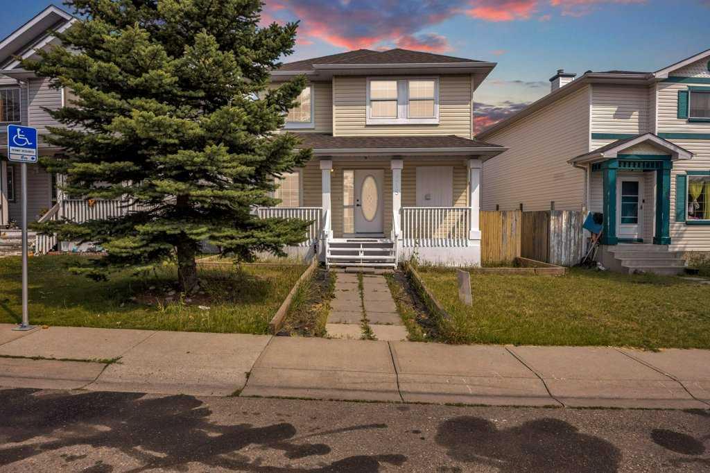 Picture of 215 Coral Springs Circle NE, Calgary Real Estate Listing