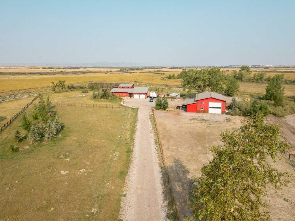 Picture of 335 Avro Anson Road , Fort Macleod Real Estate Listing