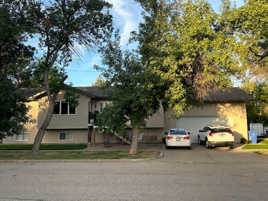 Picture of 5402 44 Avenue , Taber Real Estate Listing