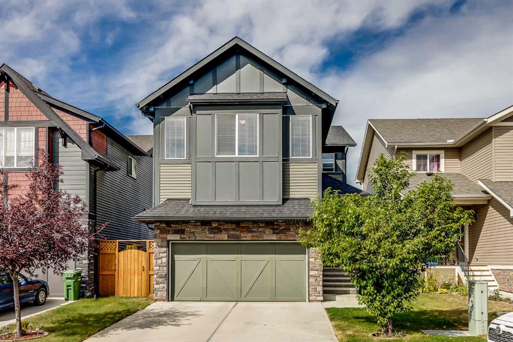 Picture of 1338 Kings Heights Way SE, Airdrie Real Estate Listing