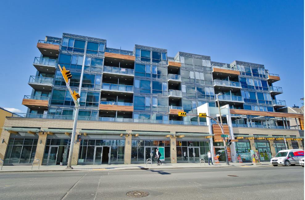 Picture of 405, 301 10 Street NW, Calgary Real Estate Listing