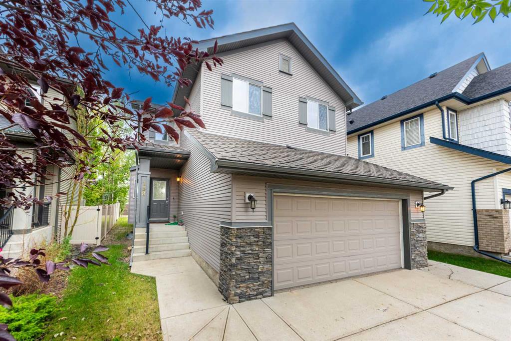 Picture of 158 evanscove Circle NW, Calgary Real Estate Listing