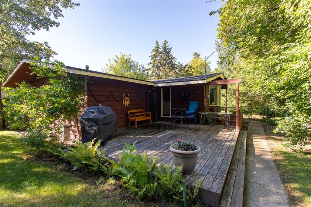 Picture of 224, 41124 Range Road 282 Range , Gull Lake Real Estate Listing