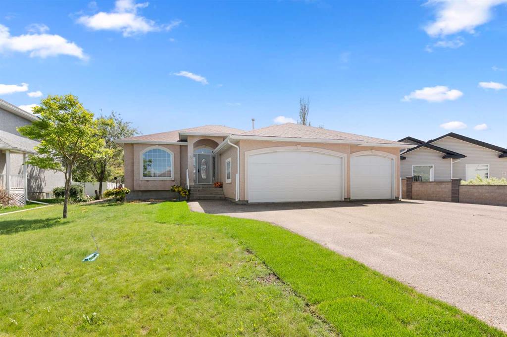 Picture of 21 Cottonwood Close SW, Medicine Hat Real Estate Listing