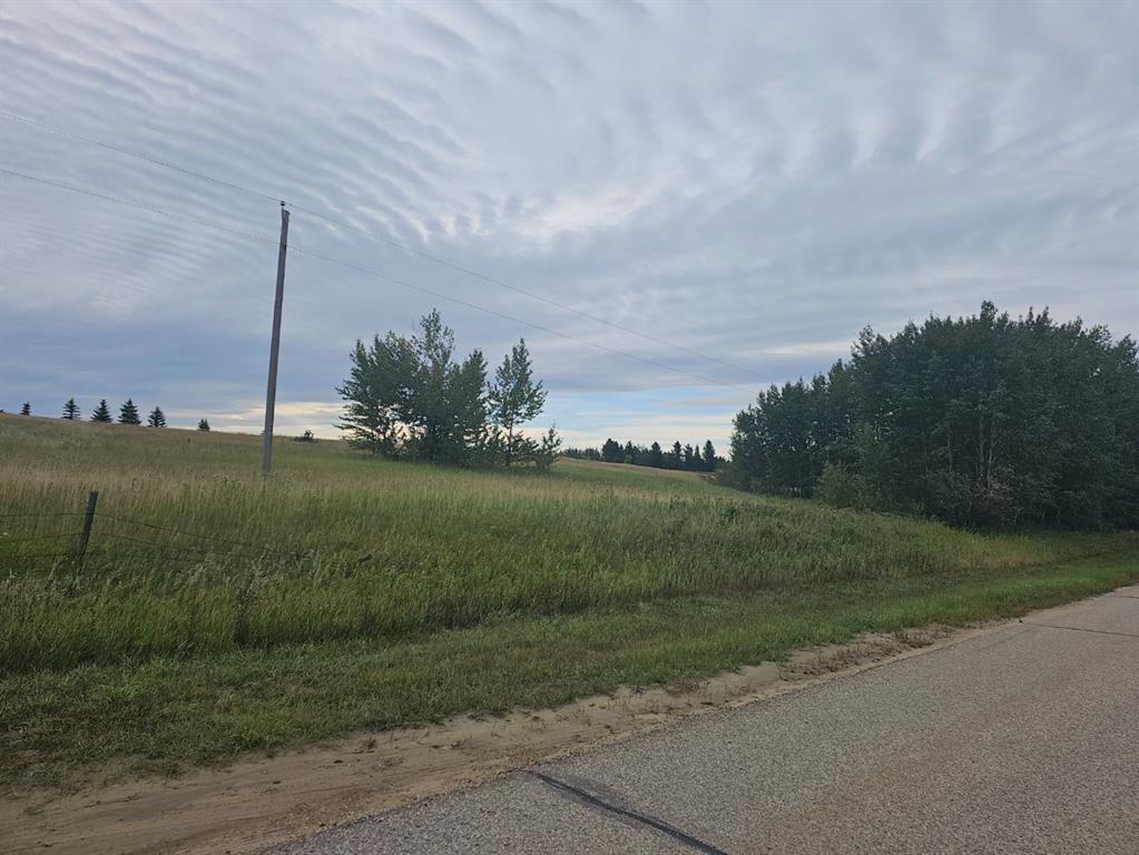 Picture of RANGE ROAD 263  , Rural Lacombe County Real Estate Listing