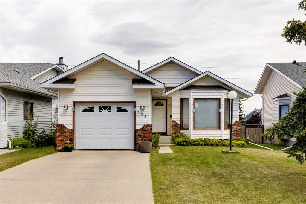 Picture of 234 Sandstone Drive NW, Calgary Real Estate Listing