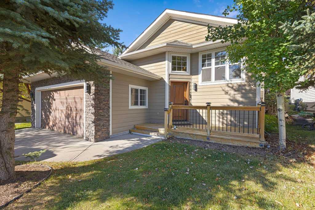 Picture of 420 Sandstone Place , Okotoks Real Estate Listing