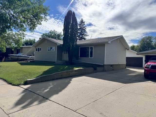 Picture of 4712 57 Avenue , Lloydminster Real Estate Listing