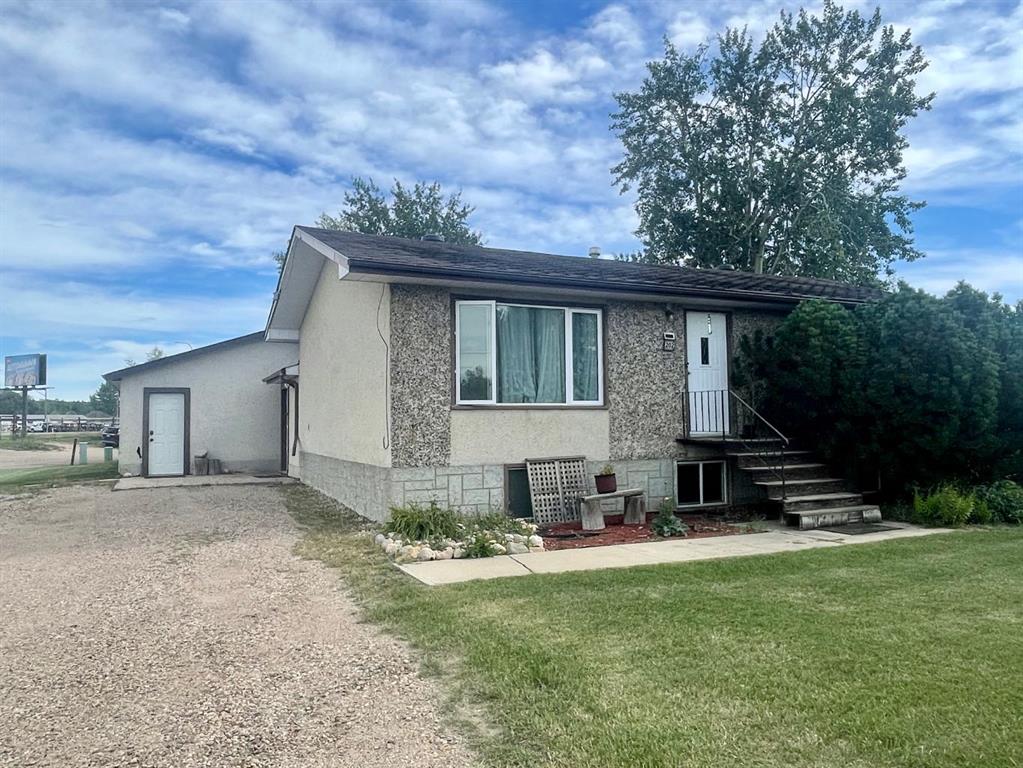 Picture of 202 5 Avenue , Wainwright Real Estate Listing