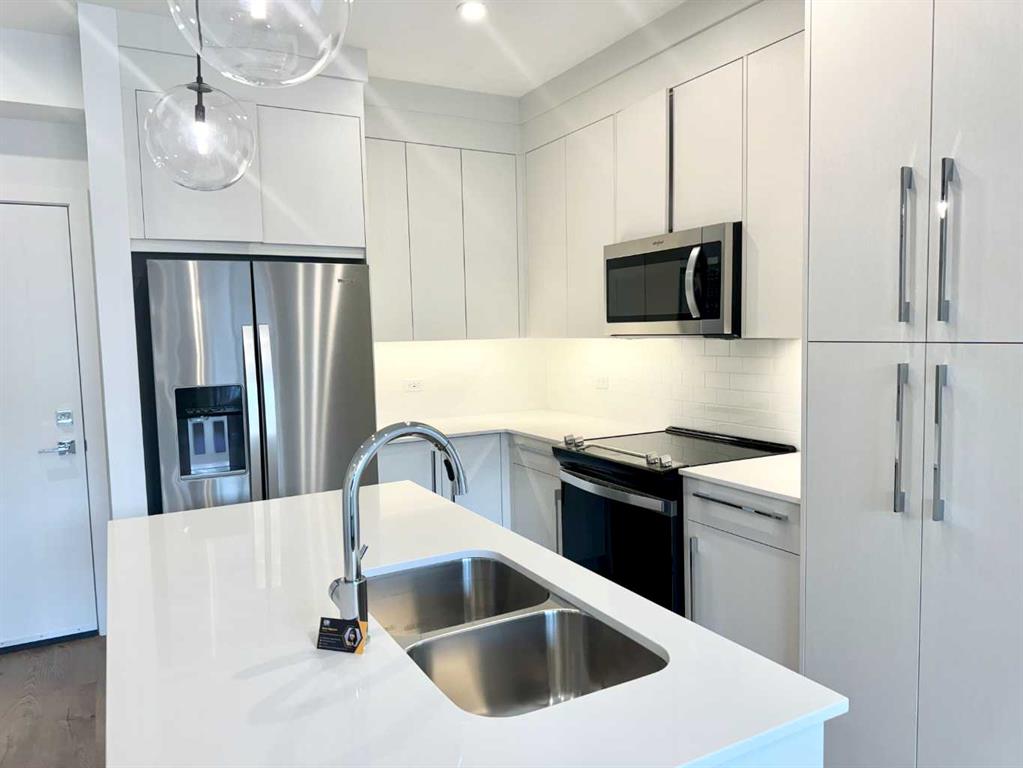 Picture of 2220, 395 Skyview Parkway NE, Calgary Real Estate Listing