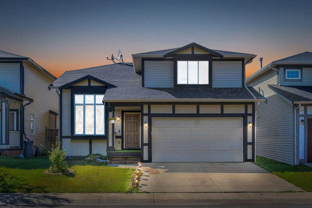 Picture of 845 Luxstone Square SW, Airdrie Real Estate Listing