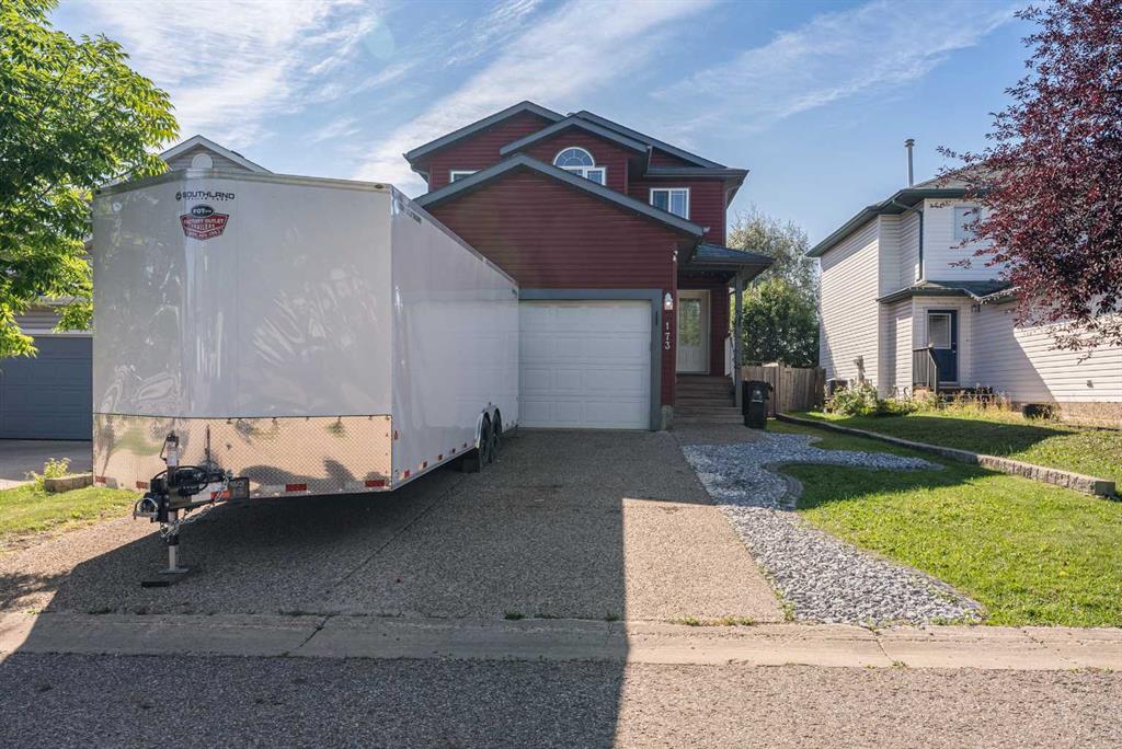 Picture of 173 Pickles Crescent , Fort McMurray Real Estate Listing