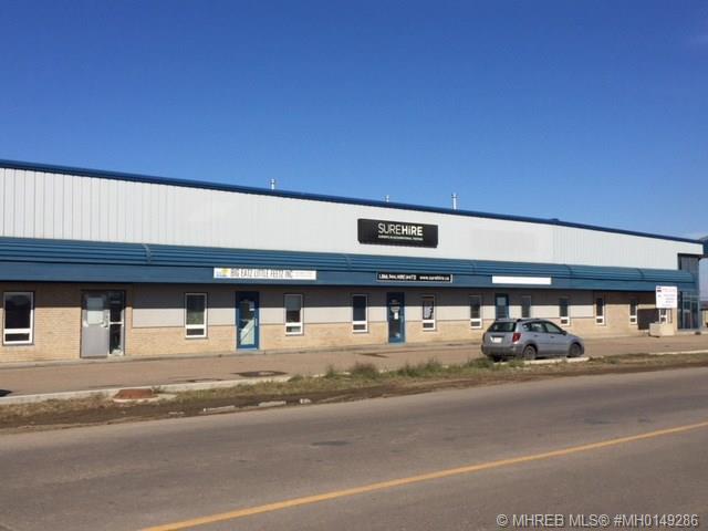 Picture of 3, 1611 Broadway Avenue E, Redcliff Real Estate Listing