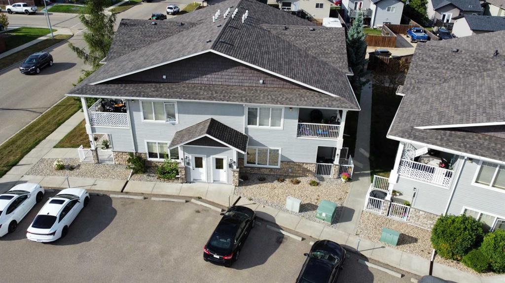 Picture of 2b, 99 Pioneer Way , Blackfalds Real Estate Listing