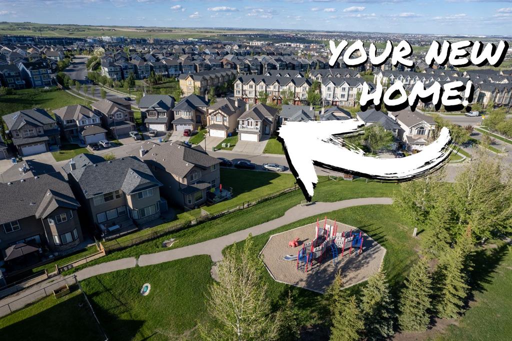 Picture of 157 Sherwood Circle NW, Calgary Real Estate Listing