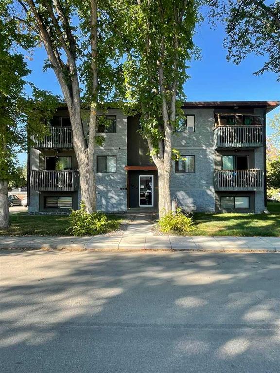 Picture of 1-6, 5804 58A Street , Red Deer Real Estate Listing