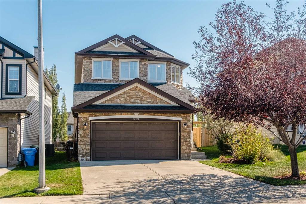 Picture of 559 Kincora Drive NW, Calgary Real Estate Listing