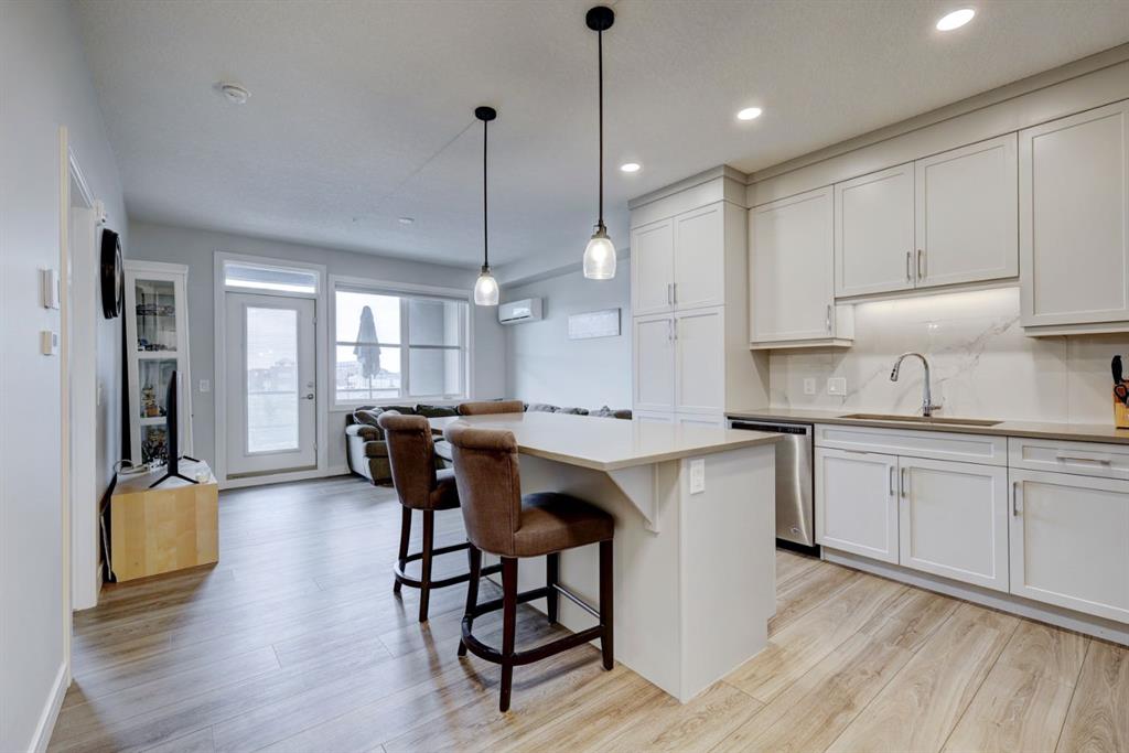 Picture of 3307, 80 Greenbriar Place NW, Calgary Real Estate Listing