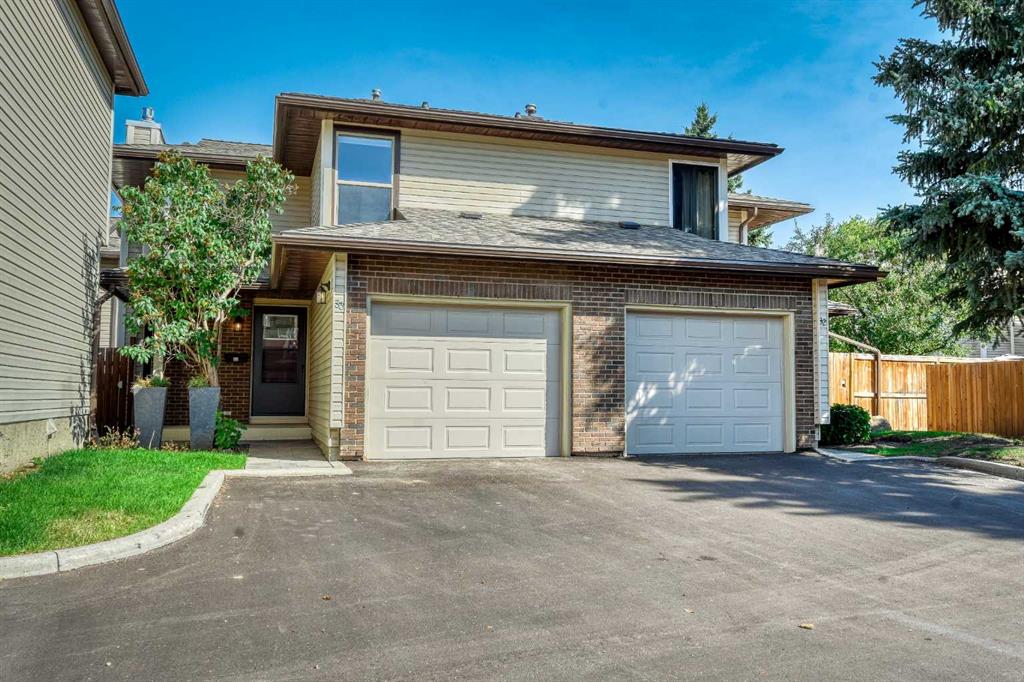 Picture of 33, 11333 30 Street SW, Calgary Real Estate Listing