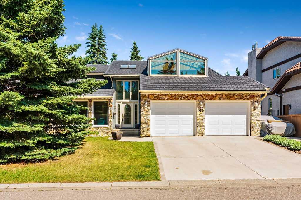 Picture of 47 Wood Willow Bay SW, Calgary Real Estate Listing