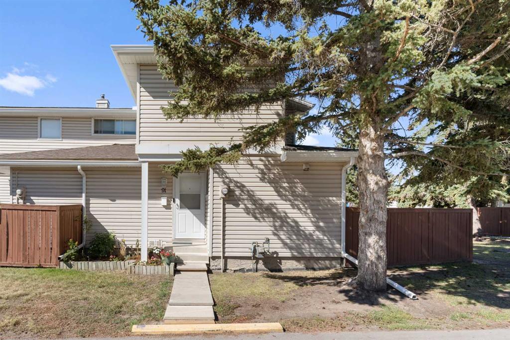 Picture of 91, 1155 Falconridge Drive NE, Calgary Real Estate Listing