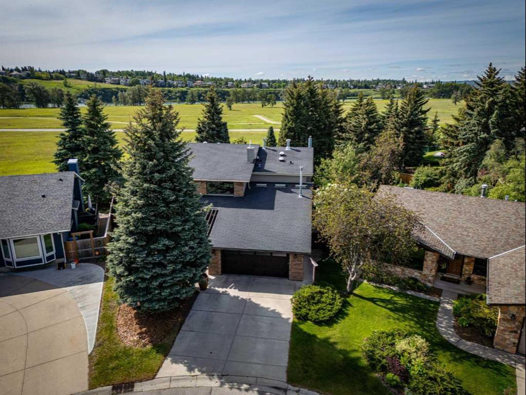 Picture of 60 Deerbrook Crescent SE, Calgary Real Estate Listing