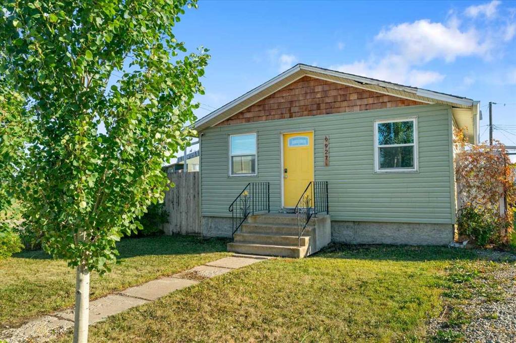 Picture of 9927 97 Street , Sexsmith Real Estate Listing