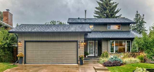 Picture of 440 Parkview Crescent SE, Calgary Real Estate Listing