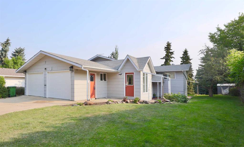 Picture of 29 Grand Park Crescent , Camrose Real Estate Listing