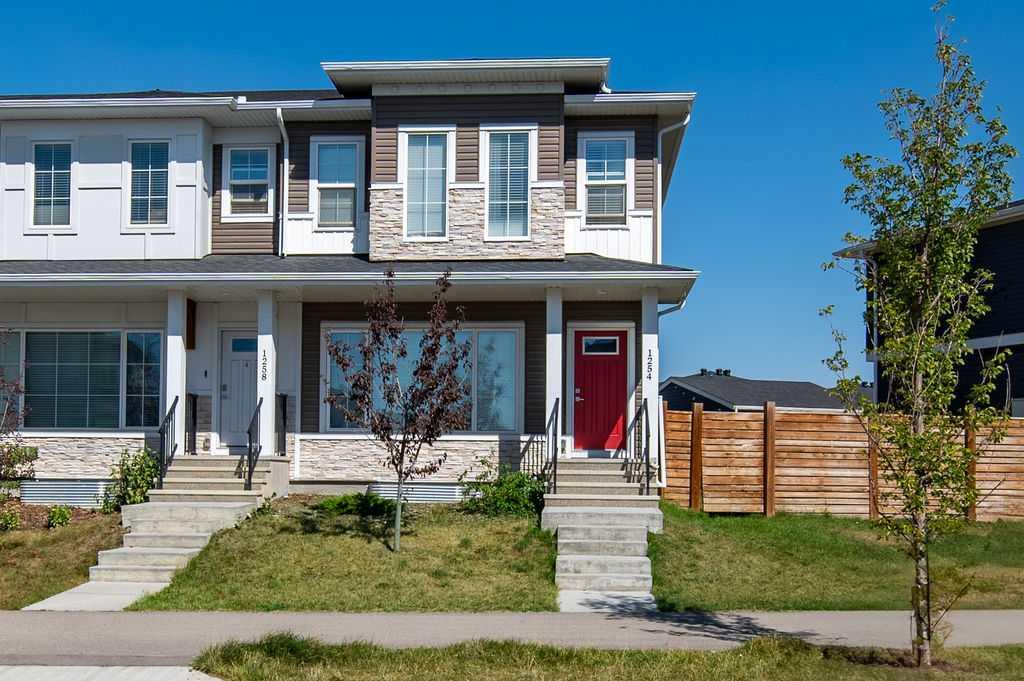 Picture of 1254 Carrington Boulevard NW, Calgary Real Estate Listing