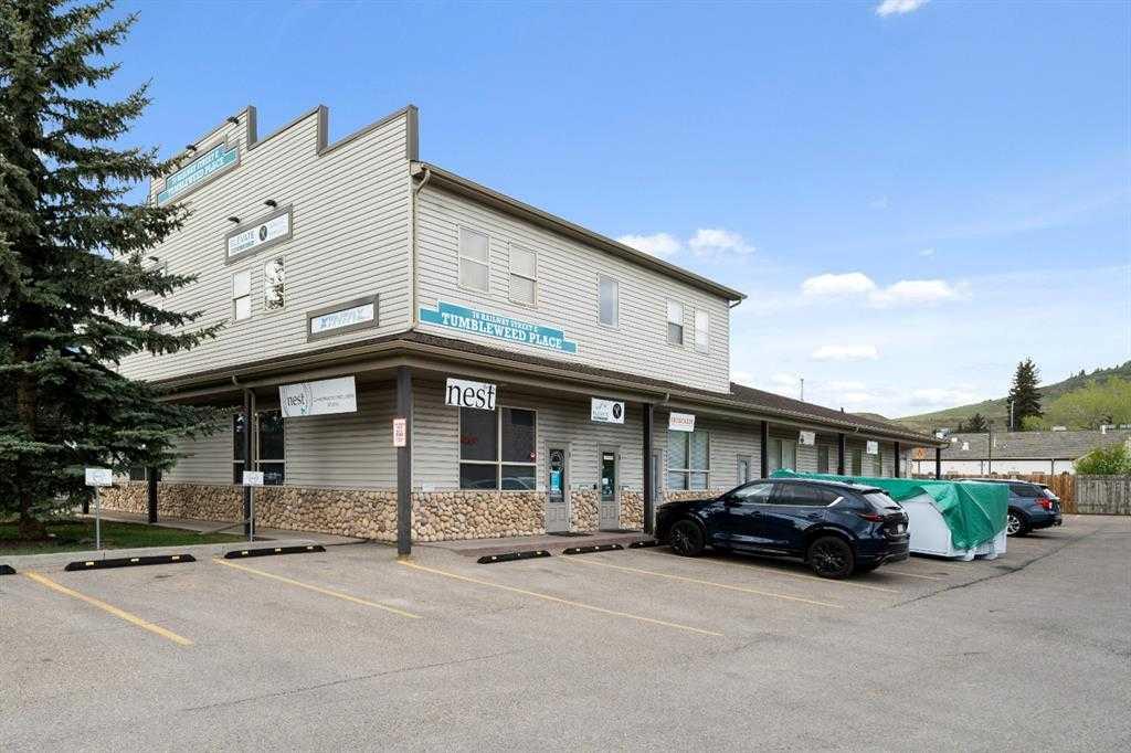 Picture of 5, 70 Railway Street E, Cochrane Real Estate Listing