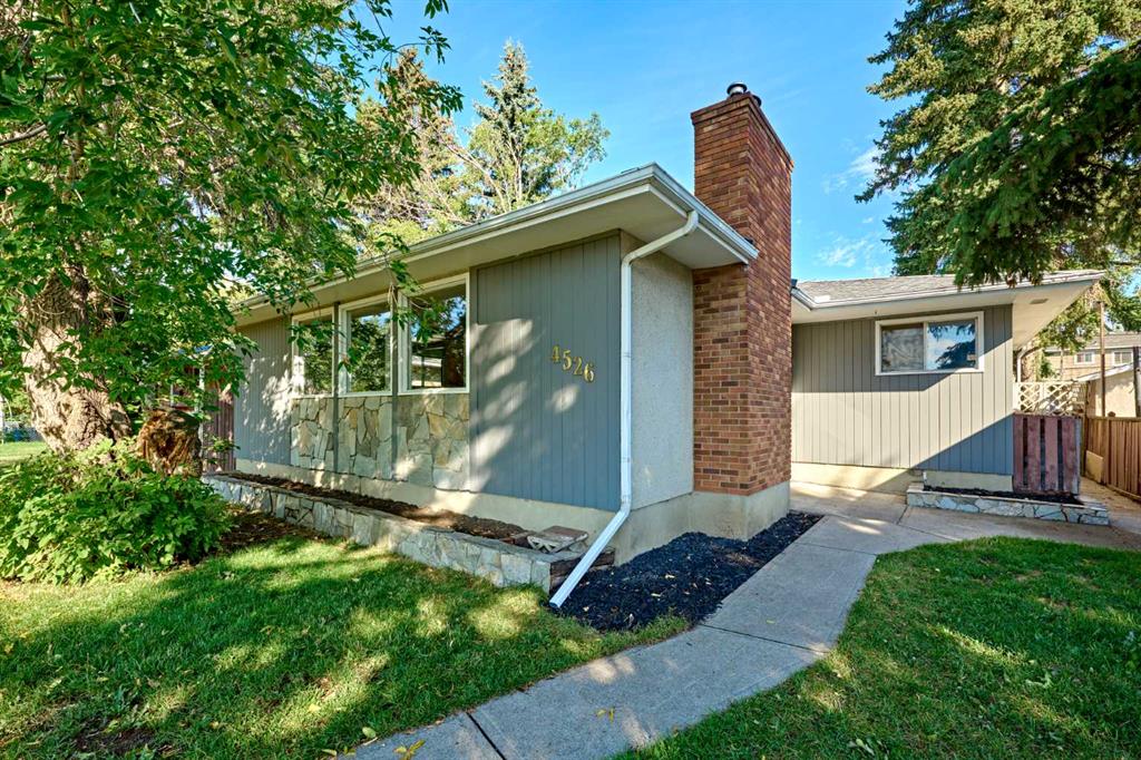 Picture of 4526 Fordham Crescent SE, Calgary Real Estate Listing