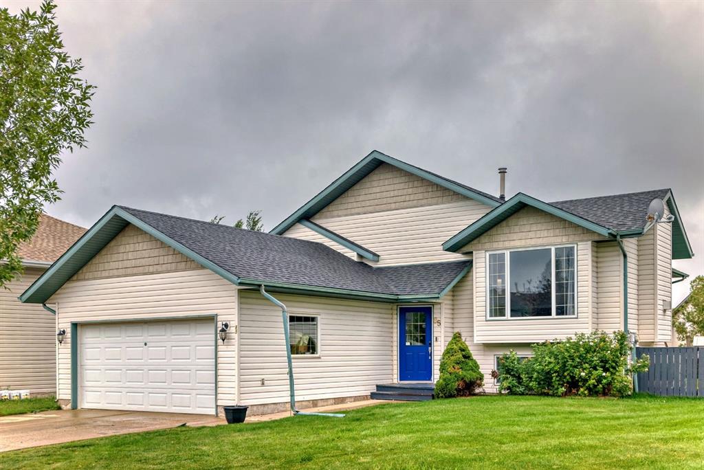 Picture of 85 Herder Drive , Sylvan Lake Real Estate Listing