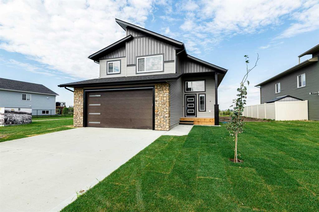 Picture of 6 Mackenzie Avenue , Lacombe Real Estate Listing