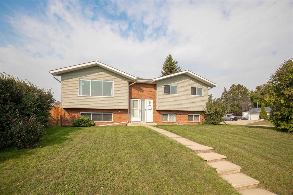 Picture of 4628 58 Street , Lacombe Real Estate Listing