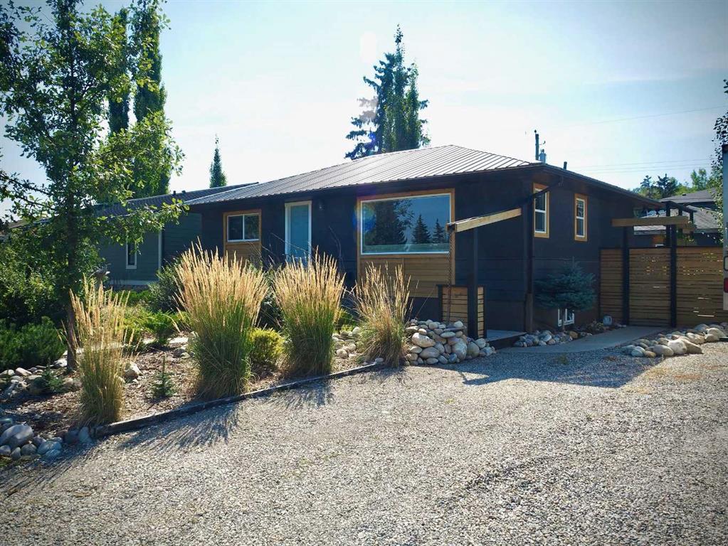 Picture of 8327 Bowness Road NW, Calgary Real Estate Listing