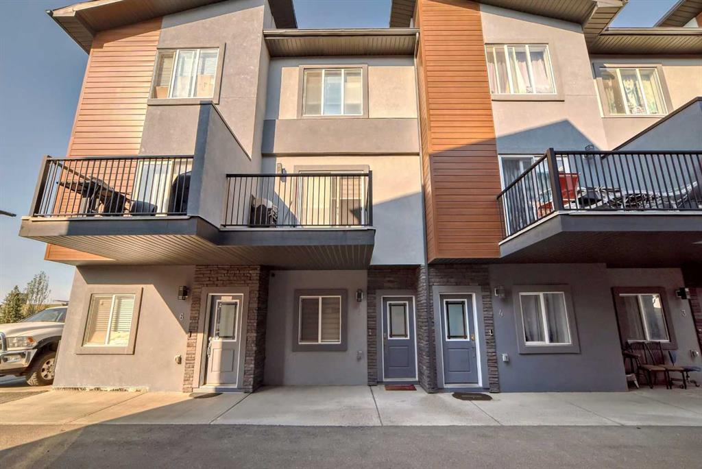 Picture of 5, 129 Skyview Parade NE, Calgary Real Estate Listing