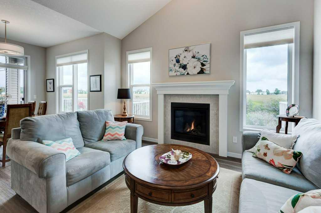 Picture of 540 Montana Bay SE, High River Real Estate Listing