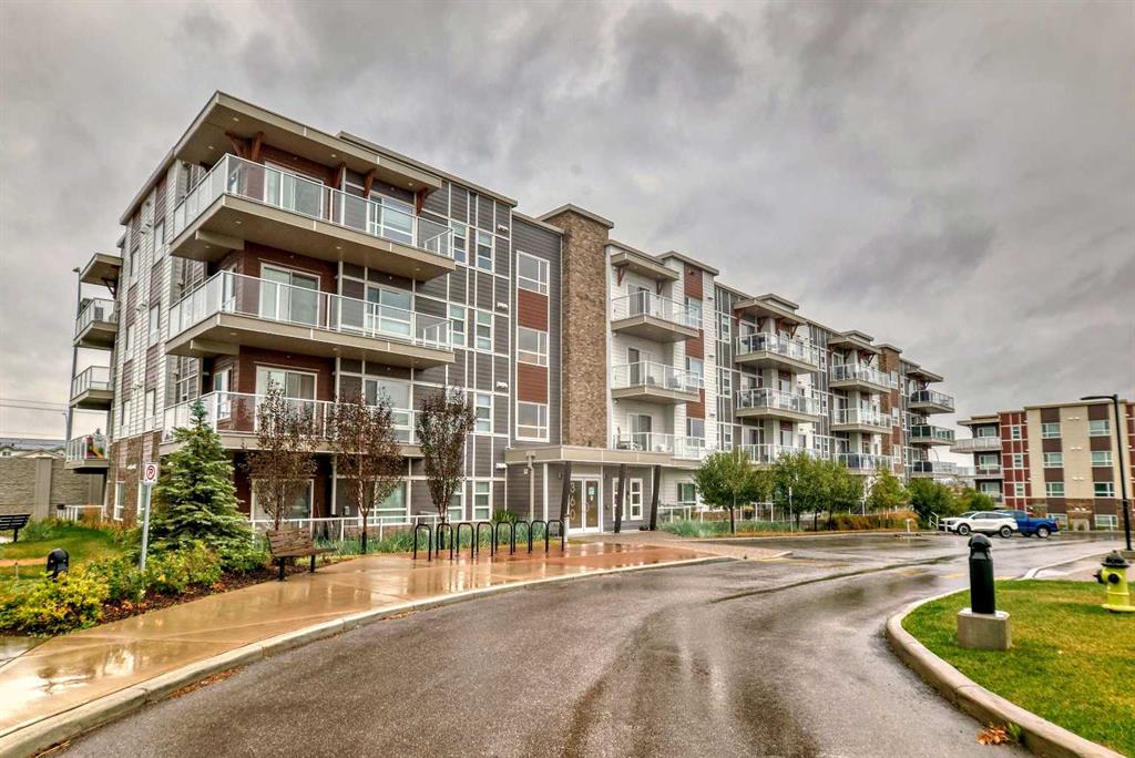 Picture of 303, 360 Harvest hills Common NE, Calgary Real Estate Listing