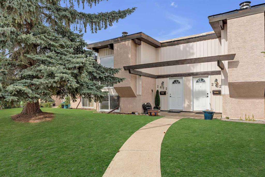 Picture of 2622 Oakmoor Drive SW, Calgary Real Estate Listing