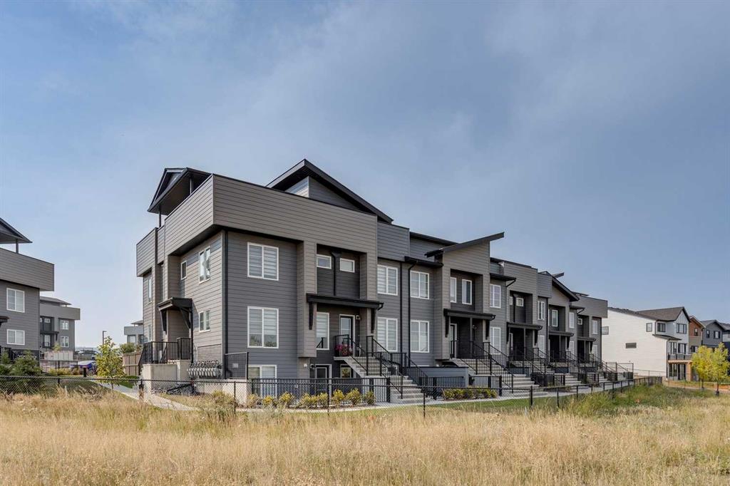 Picture of 404, 260 Rowley Way NW, Calgary Real Estate Listing